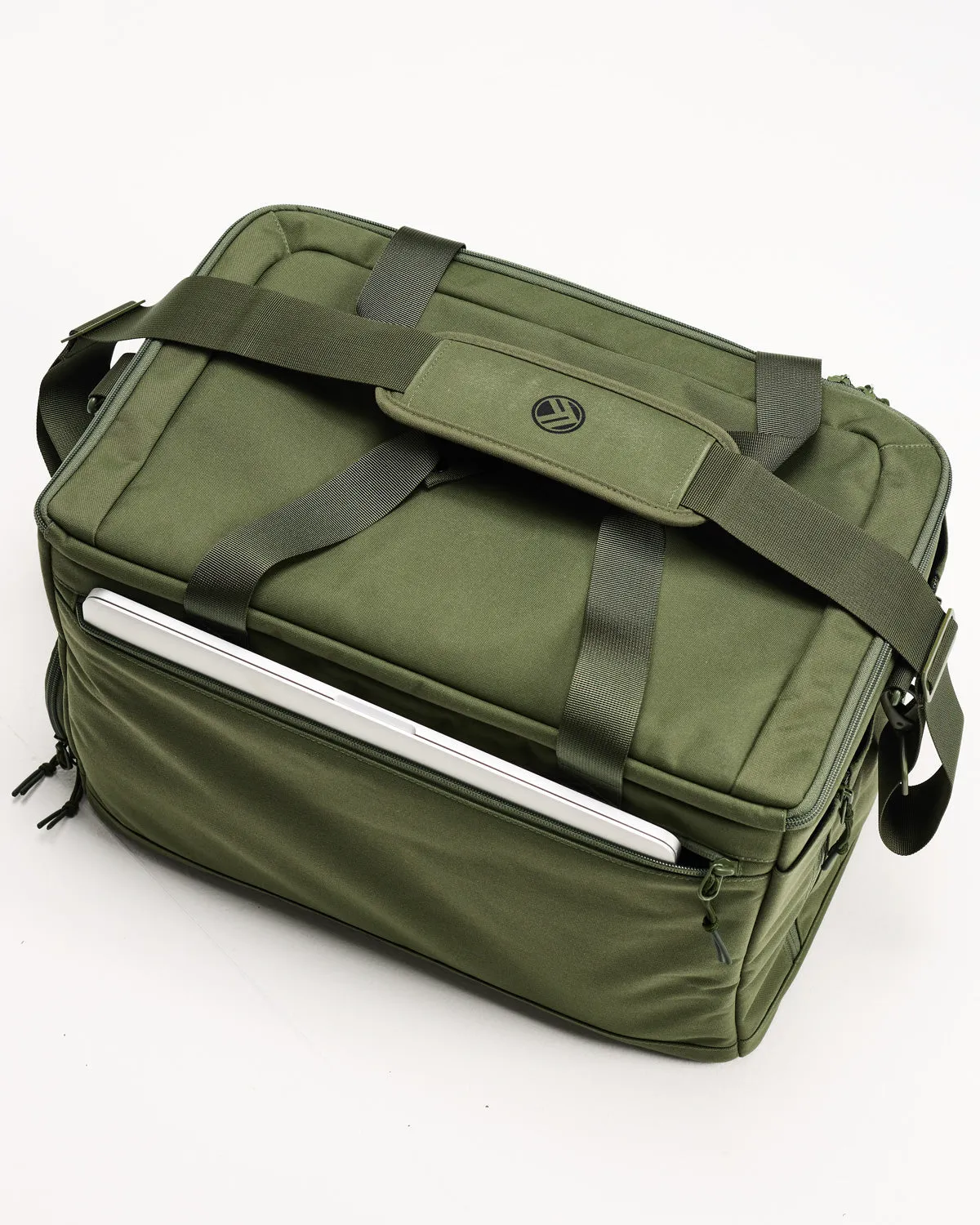 KNKG Conquer Duffel