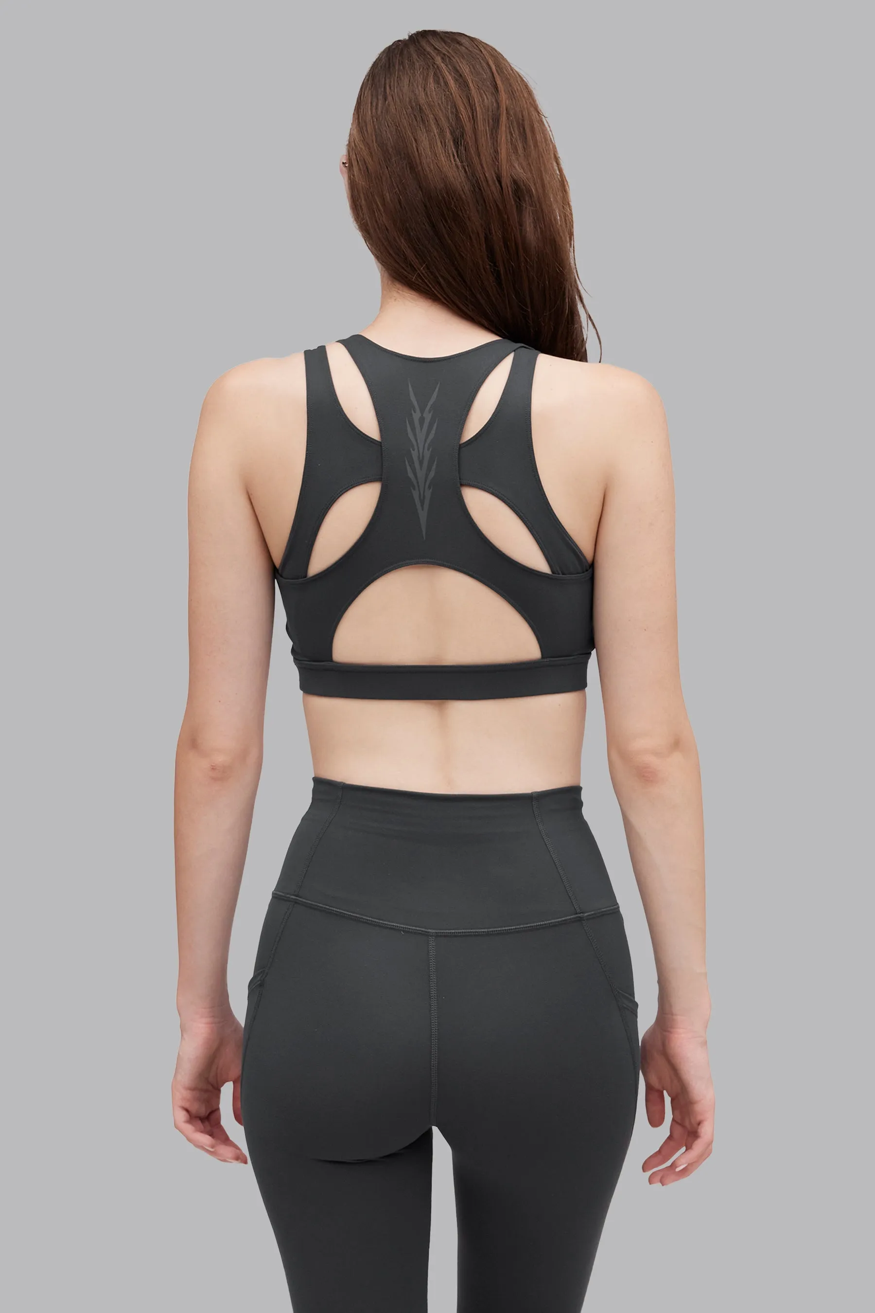 V_SCULPT® CUT OUT SPORTS BRA - Dark Gray